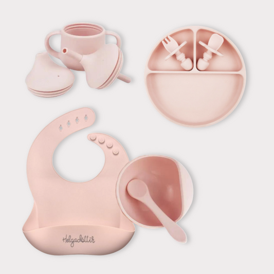Gjafasett │ diskur, smekkur, stútkanna, skál, skeið og hnífapör│ Blush