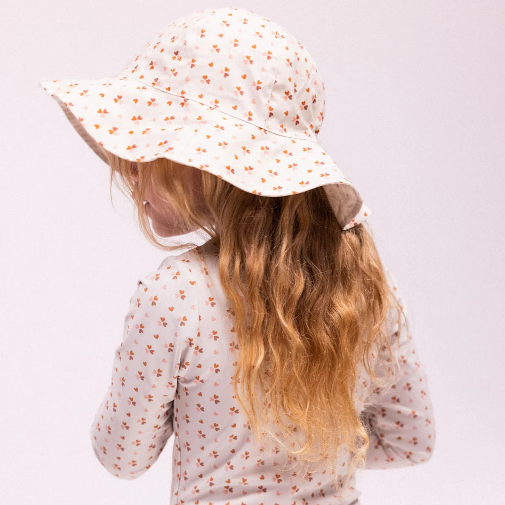 UV Sundgalli │ Cozy Hearts