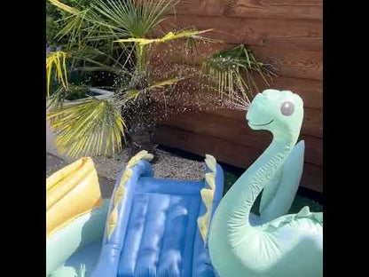 Leik Sundlaug │Dino